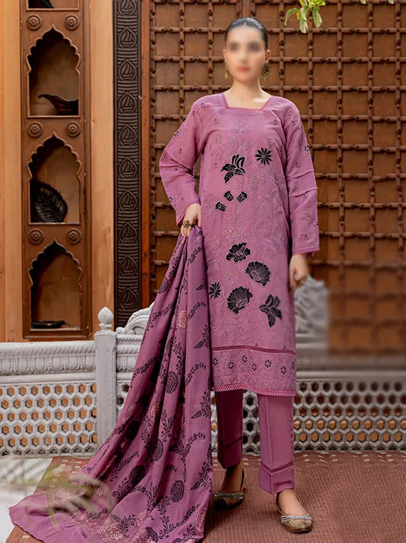 Anchal by Fantak Karandi Lawn Collection 2025 (D-07)