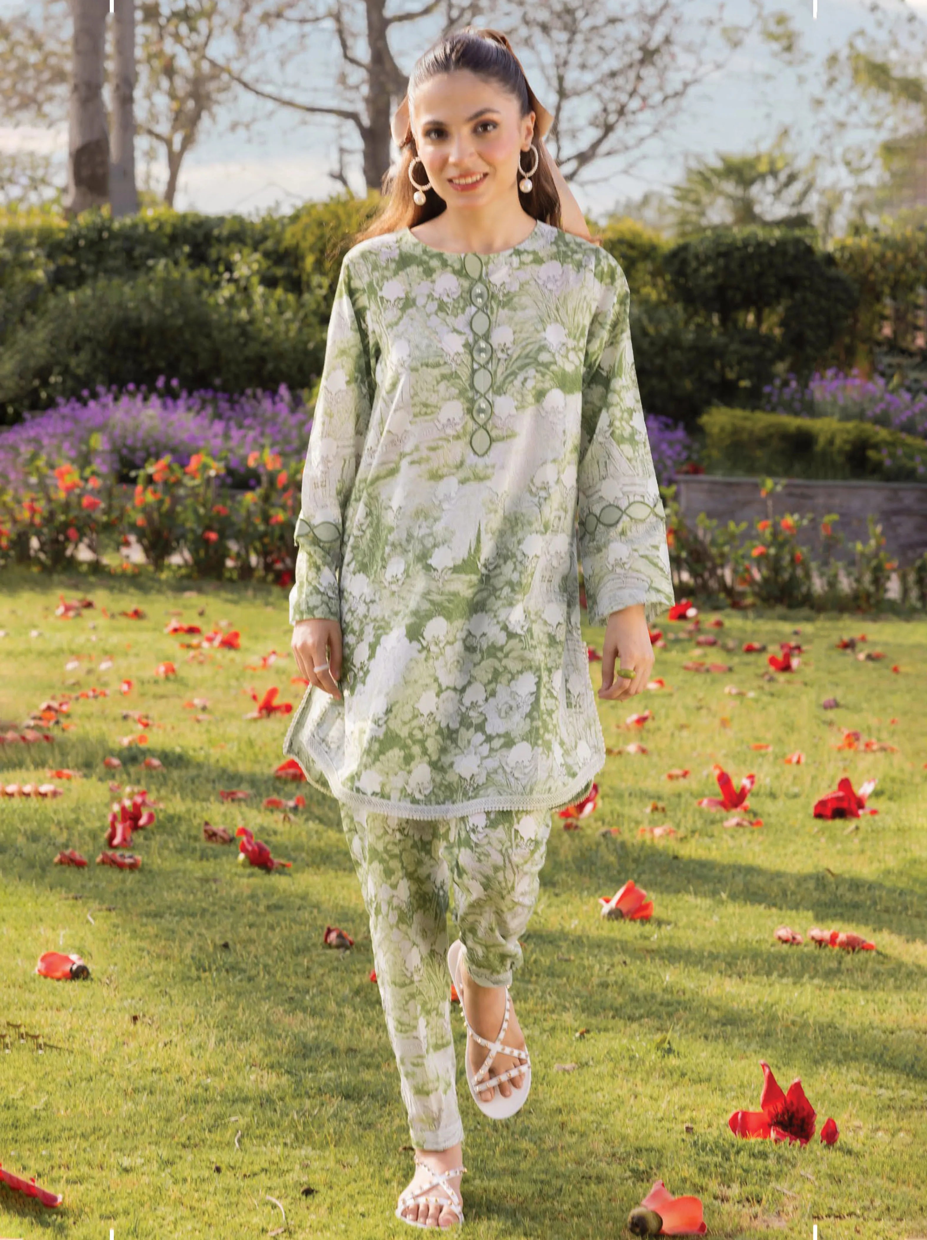 Bag e Gul Printed Lawn Shirts Collection 2024 By GulAhmed (SL-42087)