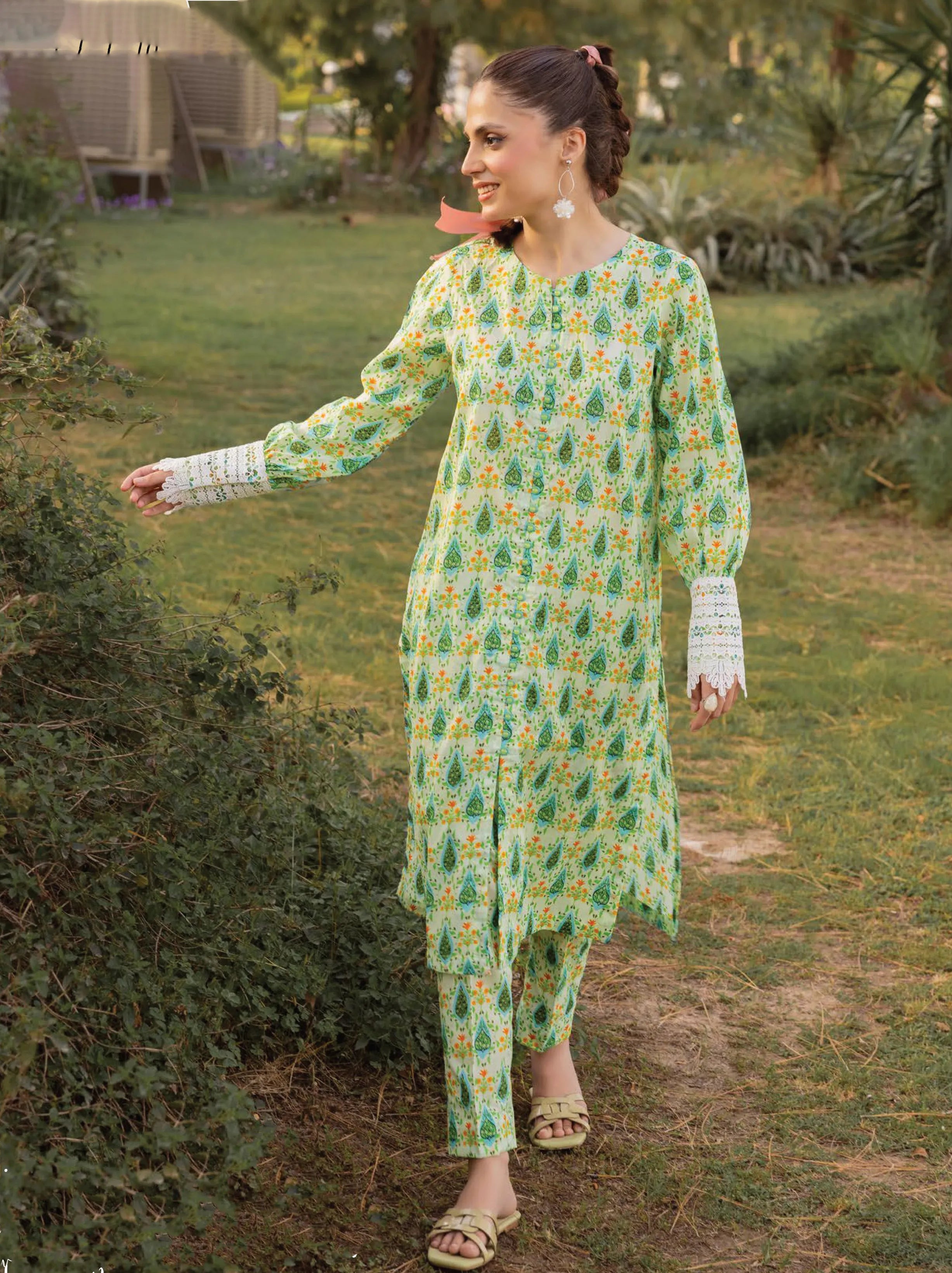 Bag e Gul Printed Lawn Shirts Collection 2024 By GulAhmed (SL-42111)