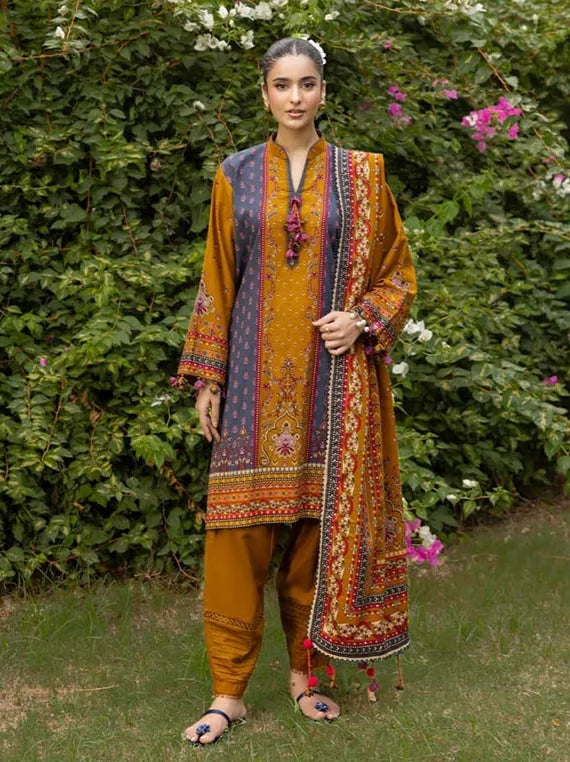 Gul Ahmed Winter Essentials Khaddar Collection 2025 (K-52036)