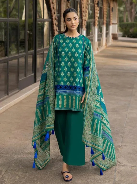Gul Ahmed Winter Essentials Khaddar Collection 2025 (K-52080)