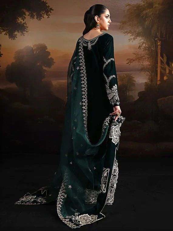 Lameur Luxury Handmade Velvet Collection 2025 By Alizeh (AF-VLT-2210-Vinni)