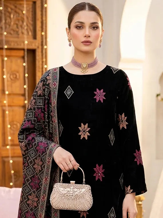 Abr-e-Noor Embroidered Unstitched Velevt Collection'26 (D-05)
