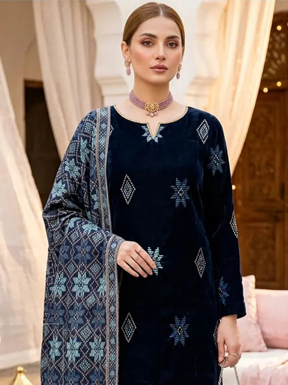 Abr-e-Noor Embroidered Unstitched Velevt Collection'26 (D-06)
