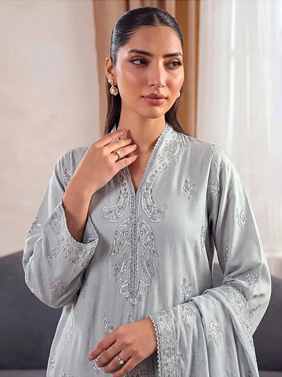 Azure by Fantak Unstitched Lawn Karandi Collection'26 V-549 (D-03)