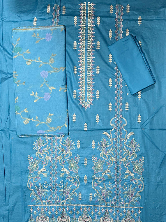 Banarsi Breeze Embroidered Lawn Collection 2025 (D-05)