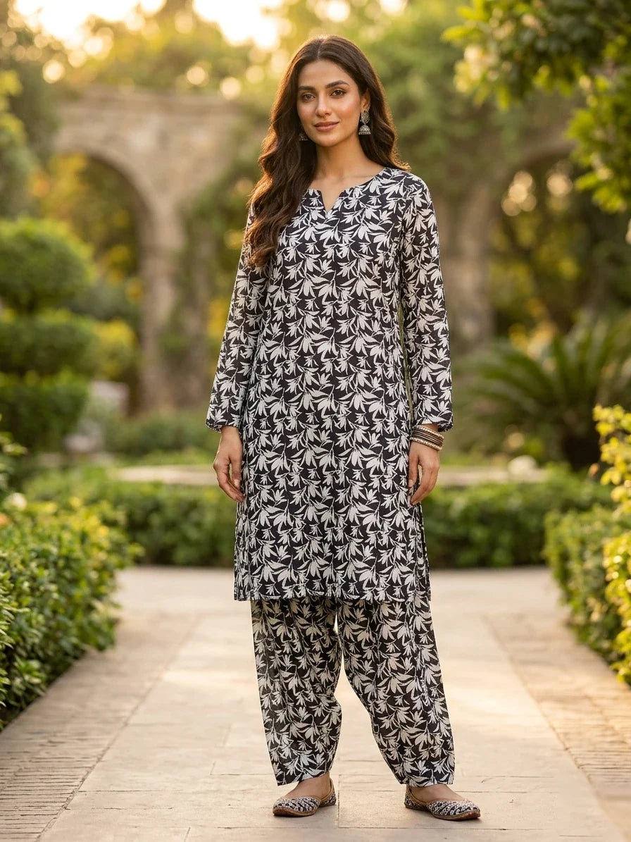 Black And White Printed Lawn Edit 2026 Vol-FA47 (D-04)