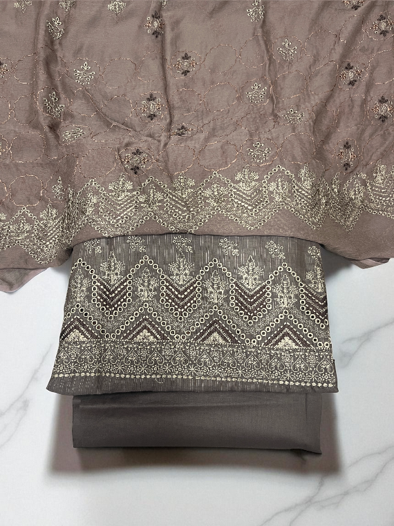Blossom Embroidery Boring Lawn Edit 2025 Vol-25DD20 (25DD20-02)