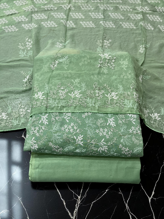 Blossom Fully Embroidered Lawn Edit25 Vol-25DD13 (25DD13-03)