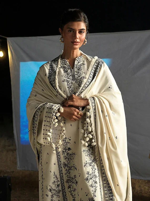 Charm of Winter by Gul Ahmed Unstitched Collection'26 (AY-62002)