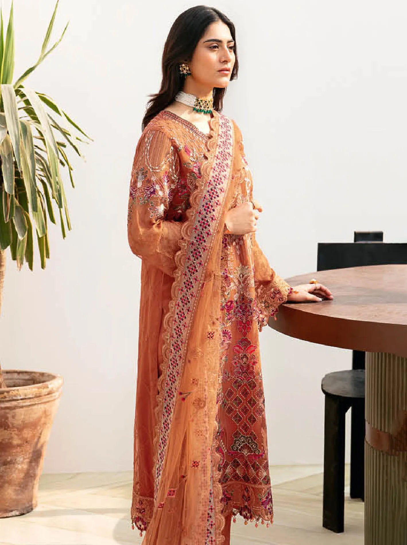 Chevron By Ramsha Chiffon Collection 2024 Vol-08 (A-810)