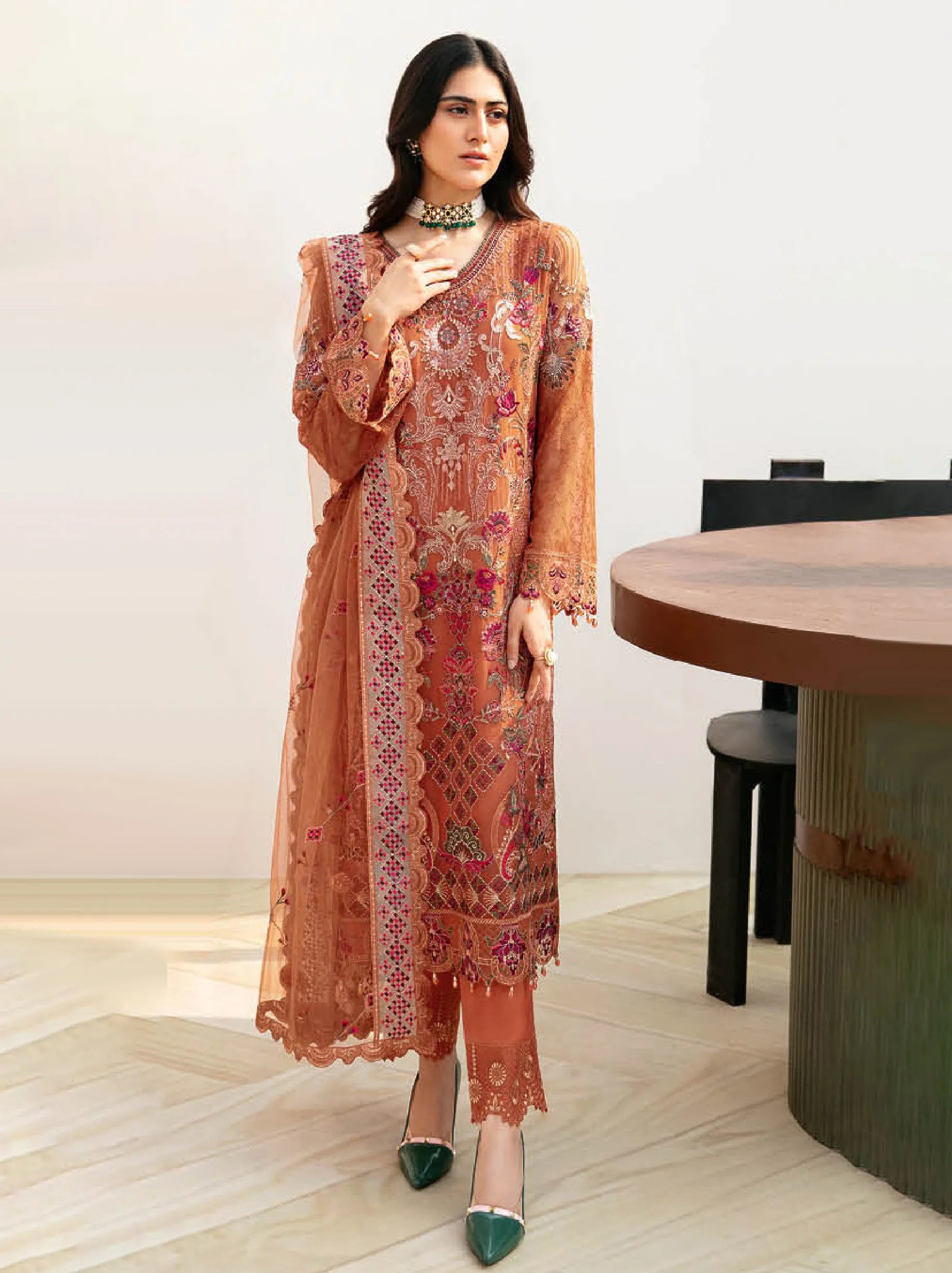 Chevron By Ramsha Chiffon Collection 2024 Vol-08 (A-810)