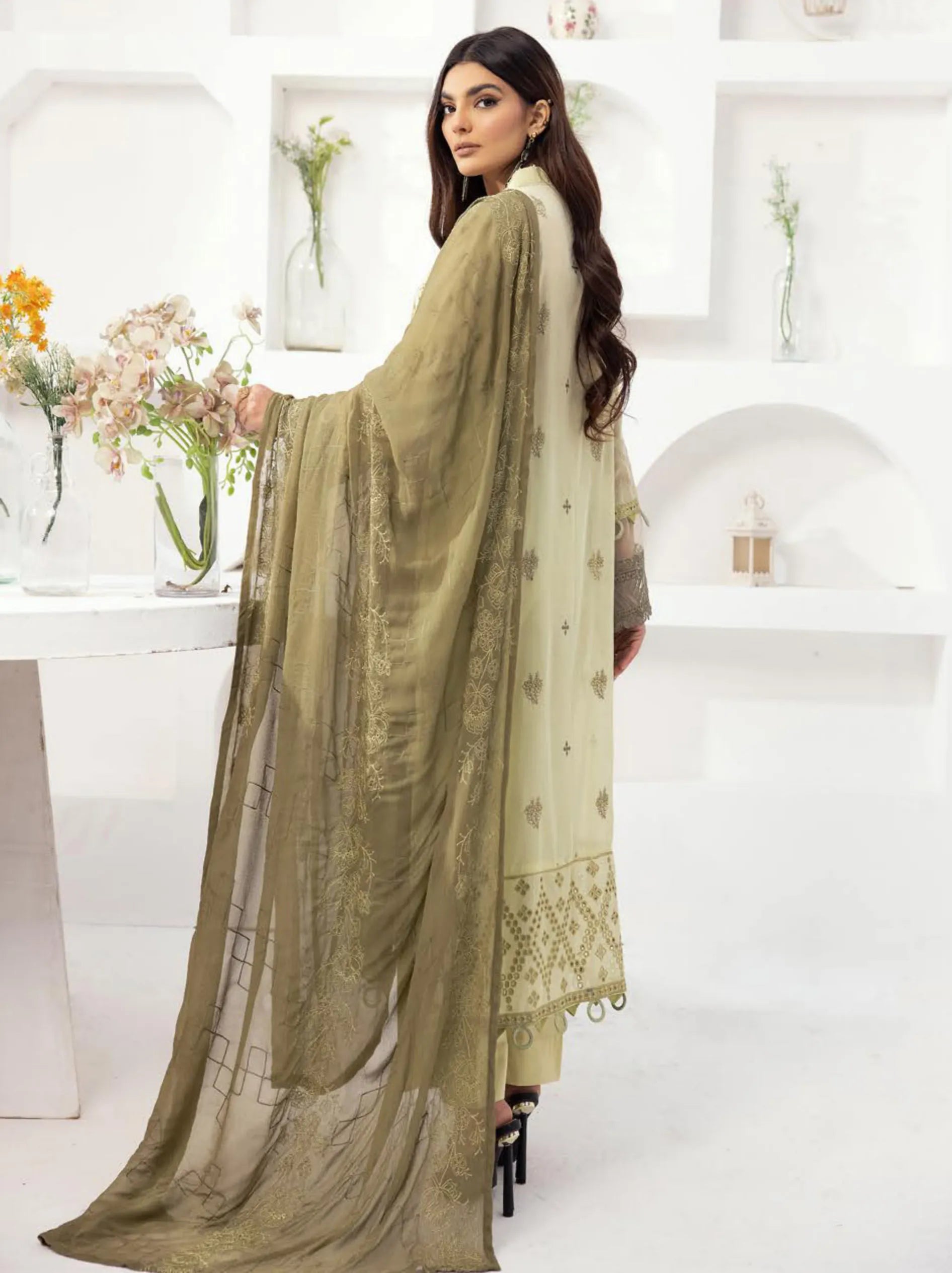 Colorum Hum Safar Embroidery Swiss Collection 2024 (D-04)