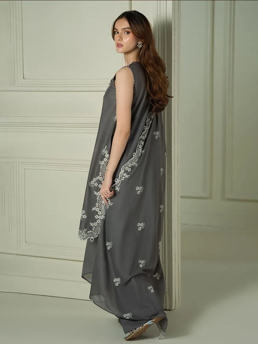 Cross Stitch Embroidered Lawn Collection 2025 (02-FLORAL ASH)
