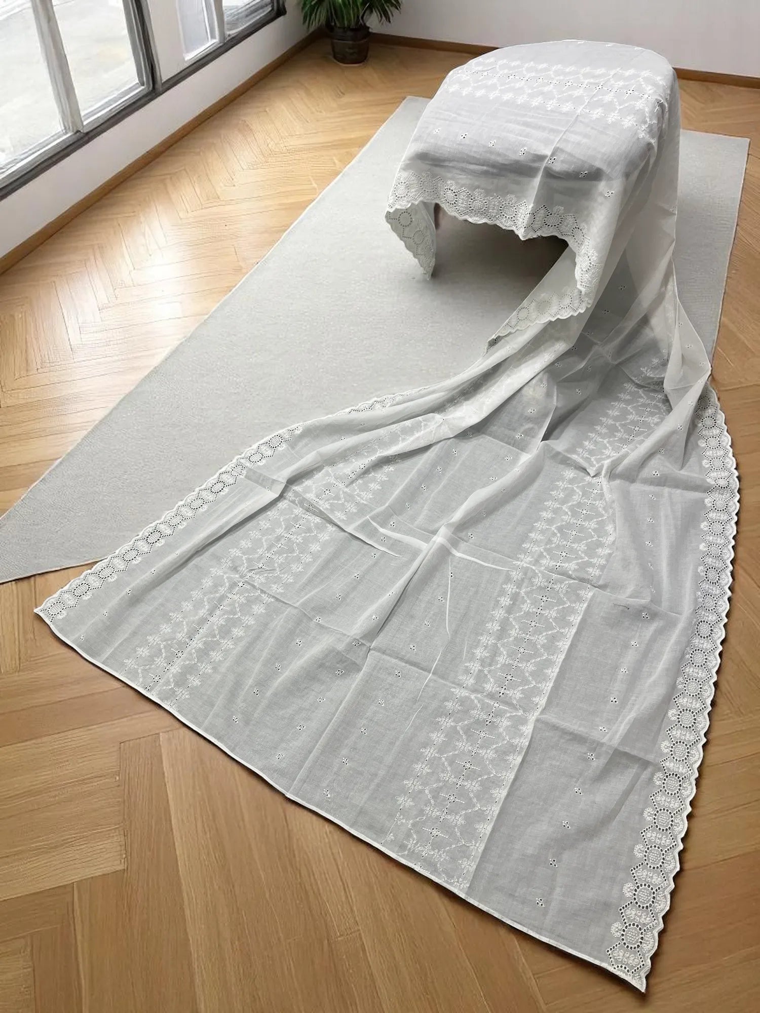 Elegant Embroidered Lawn Shawl Edit 2025 (25SH59-02)