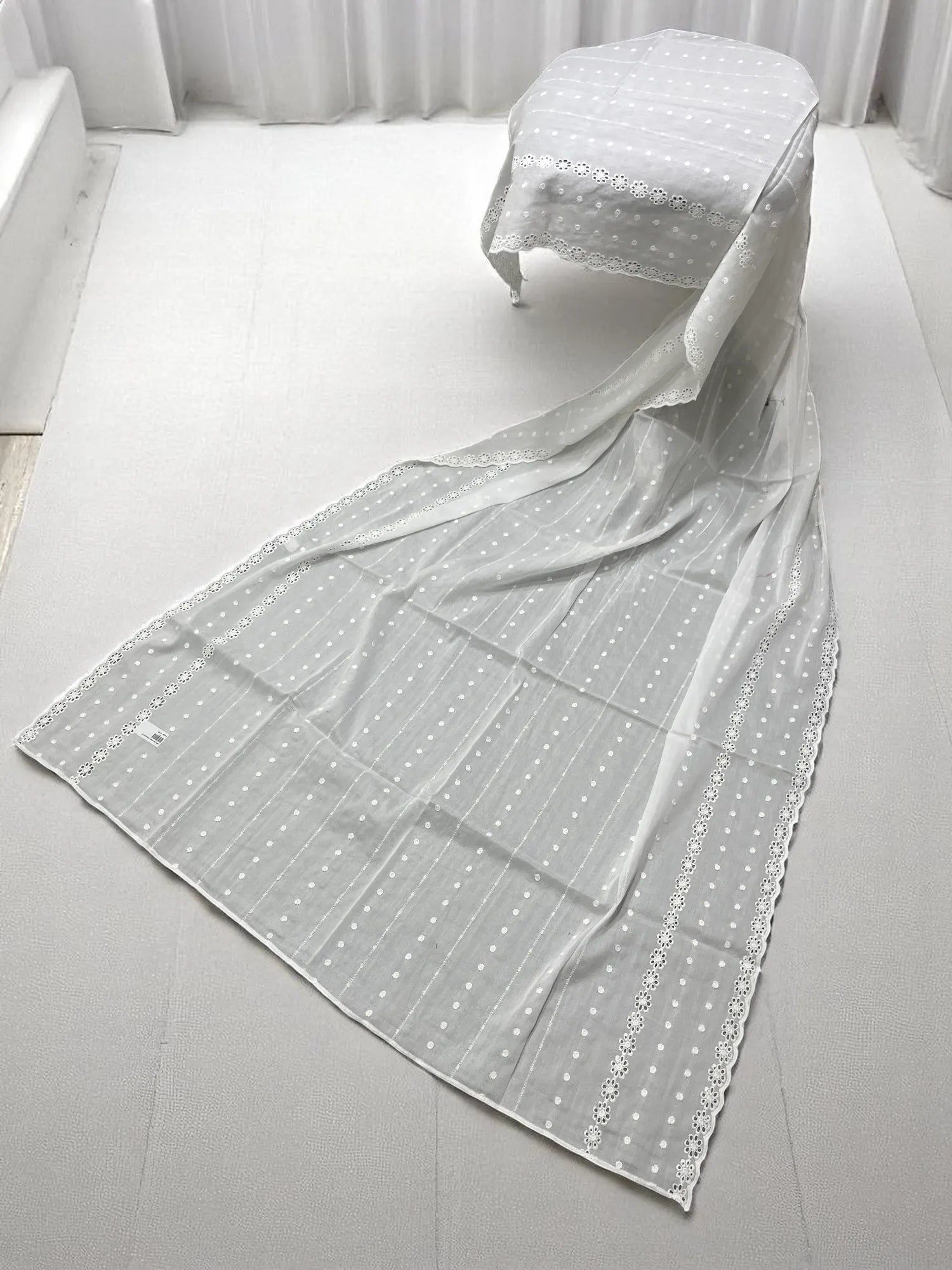 Elegant Embroidered Lawn Shawl Edit 2025 (25SH61-04)