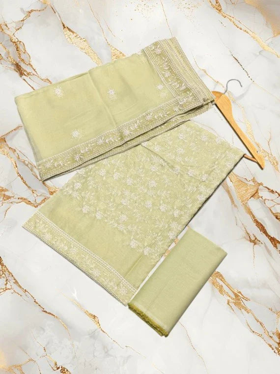 Elegant Emroidered Lawn Edit26 Vol-26DE15 (D-03)