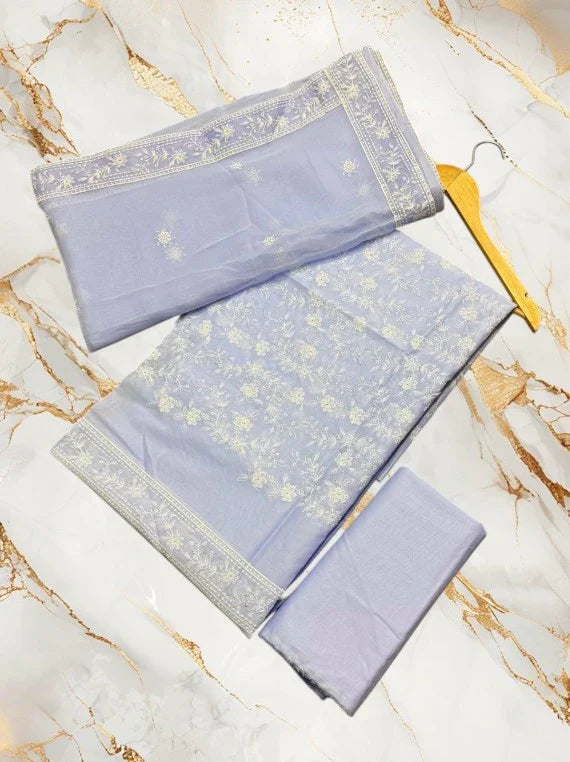 Elegant Emroidered Lawn Edit26 Vol-26DE15 (D-06)