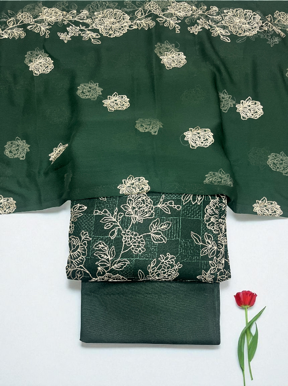 Elegant Warmth Embroidered Karandi Edit25 (25DK04-04)