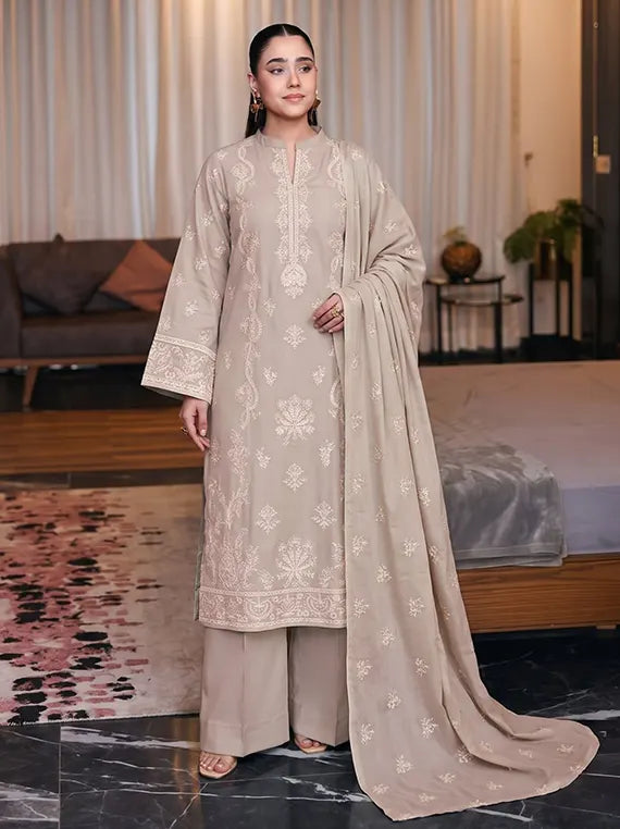 Eleganza by Mahrukh Premium Winter Embroidered Peach Collection’26 Vol-126 (D-06)