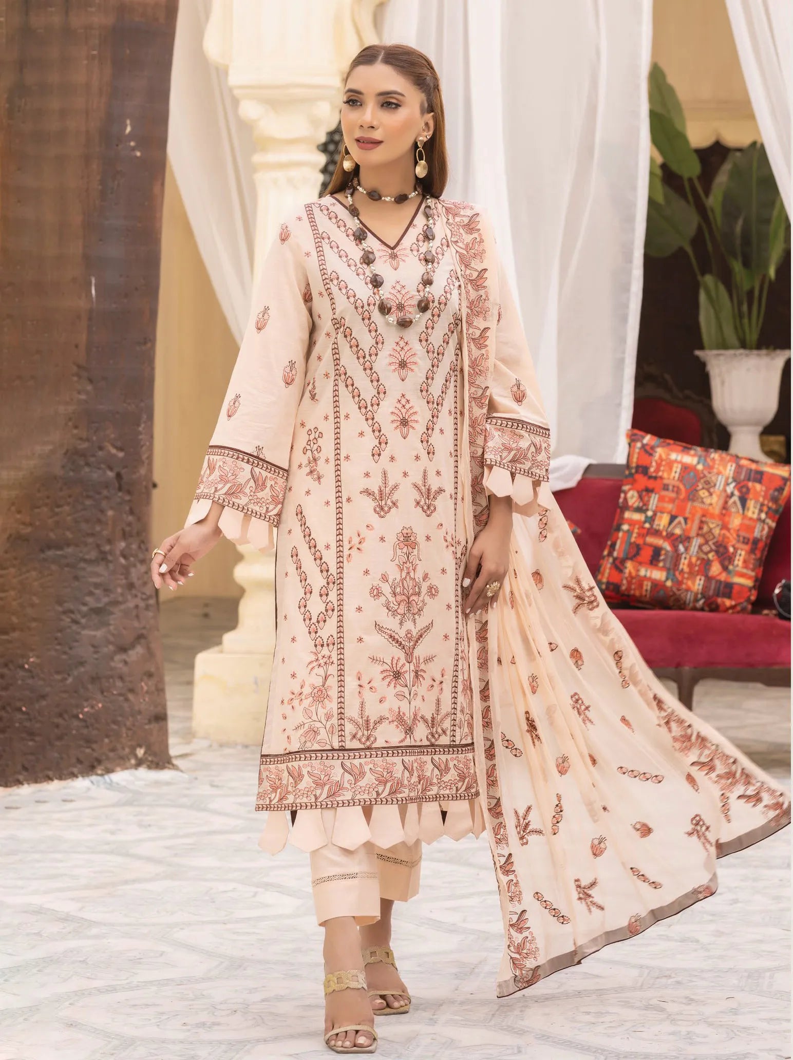 Eleganza Rang E Haya Slub Lawn Collection 2024 (EG-109)