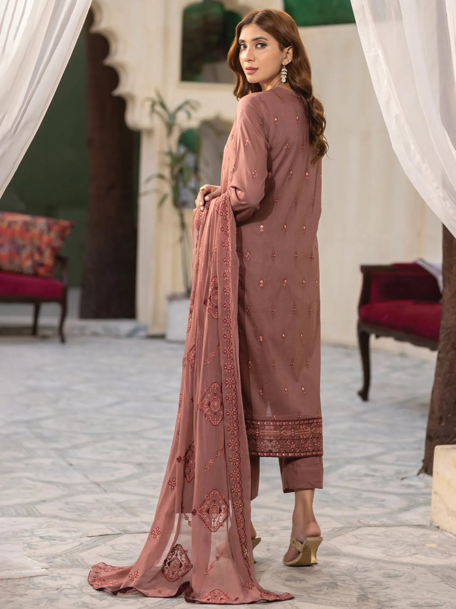 Eleganza Rang E Haya Slub Lawn Collection 2024 (EG-114)
