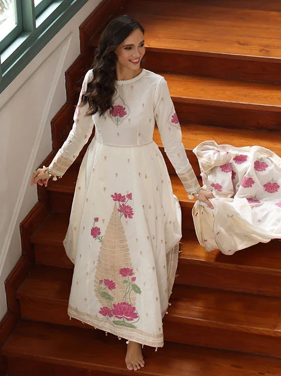 Gul Ahmed The Royal Embroidered Lawn Collection 2026 (MJ-62011)