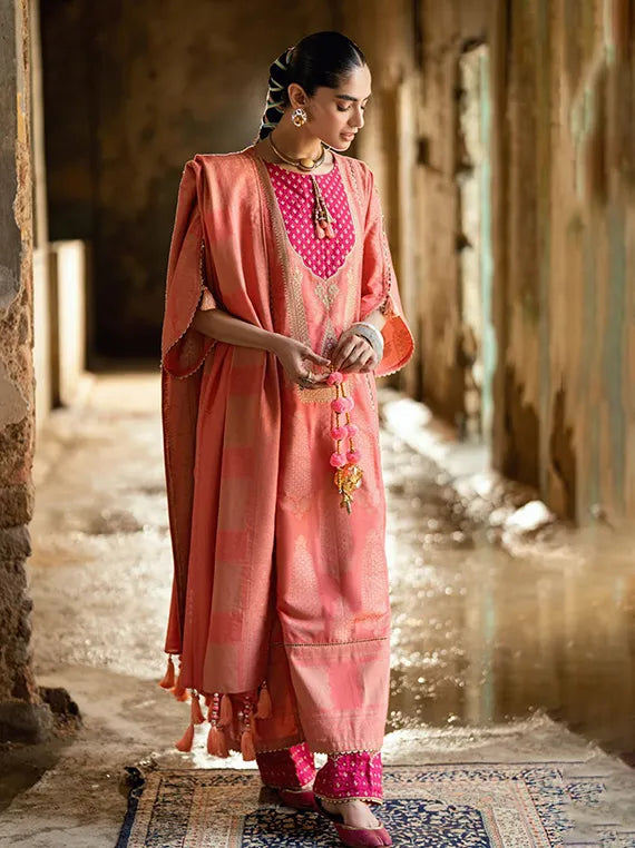 Gul Ahmed Luxe Smart & Elegant Collection 2025 (MJ52025)