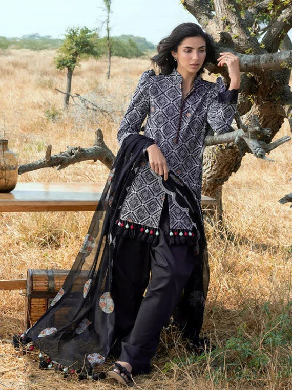 Gul Ahmed The Poetry Of Luxury Lawn Collection 2026 (LSV62003)