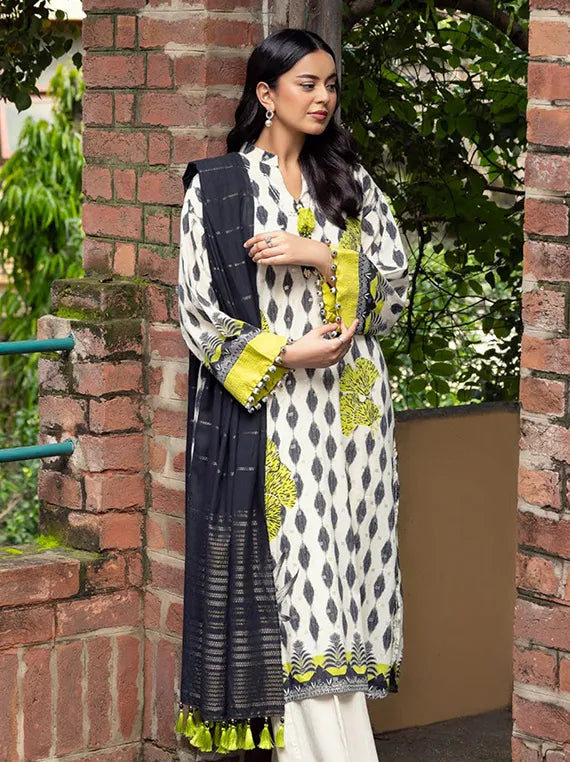 Gul Ahmed Threads of Grandeur Jacquard Collection 2025 (SP52092)