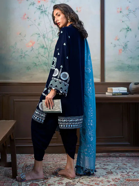 Gul Ahmed Whispers of Winter Unstitched Collection'26 (WV-62001)