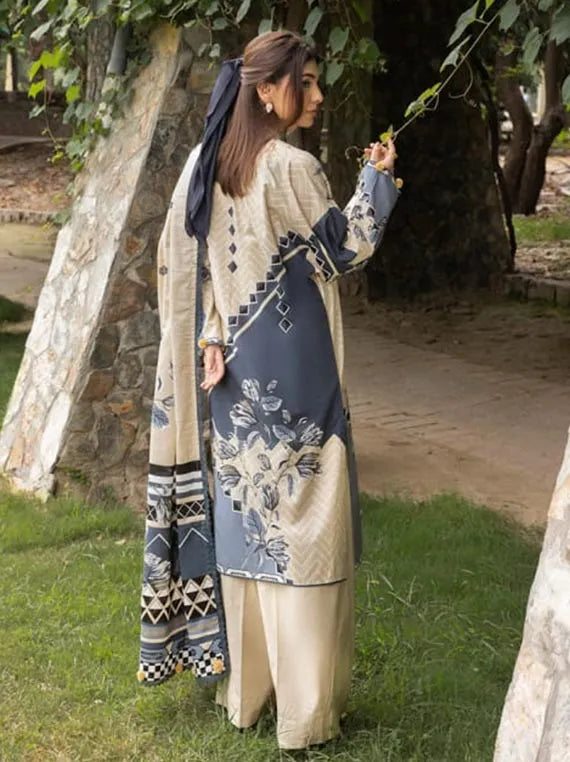 Gul Ahmed Winter Essentials Khaddar Collection 2025 (K-52023)