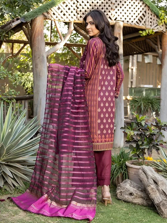 Gul E Bahar Embroidery Lawn Collection 2023 By Salitex (UNS23CD002UT)