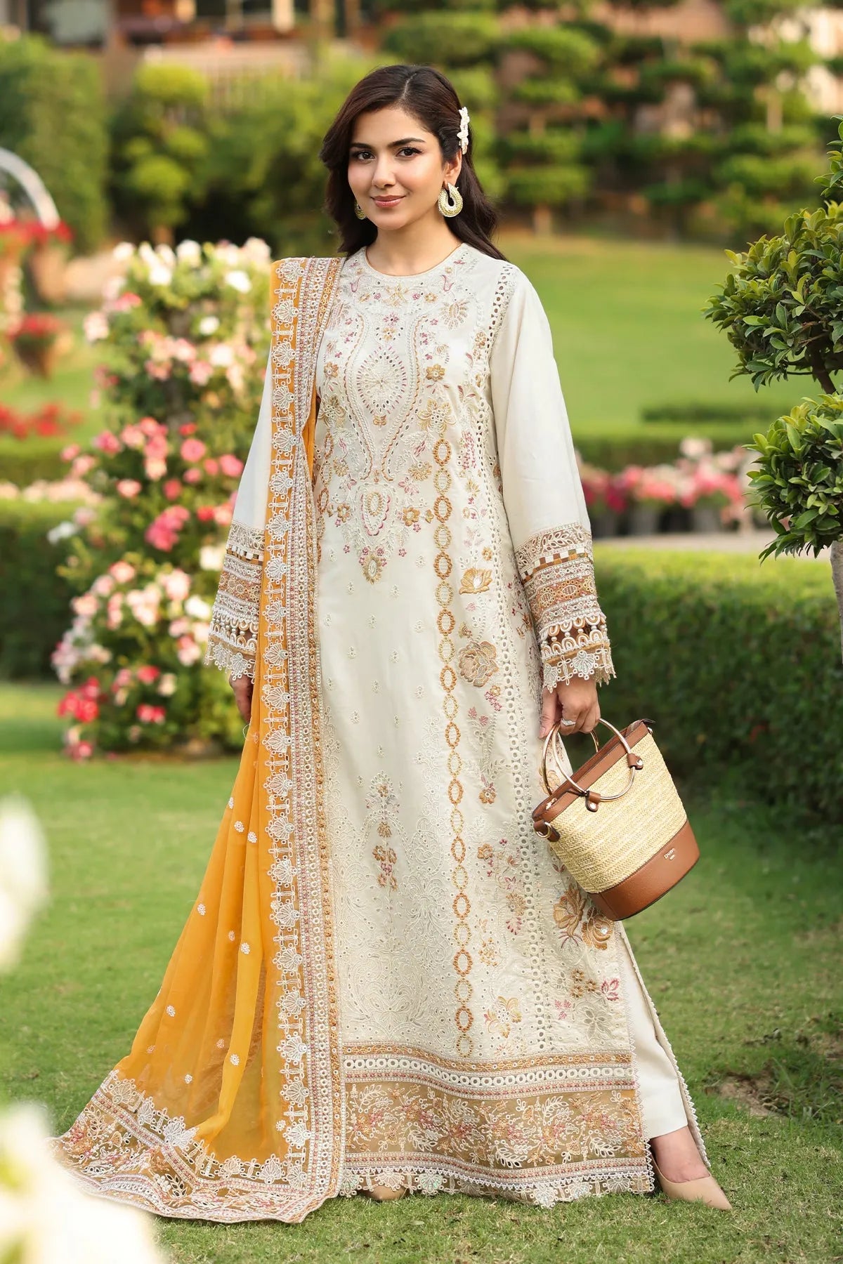 Hayam by Imrozia Serene Luxury Lawn Collection 2025 (SL-91-LULU)