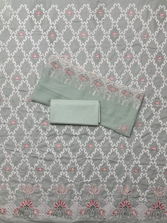 Izza Bloom Luxury Embroidered lawn Edit26 Vol-26DC13 (D-03)