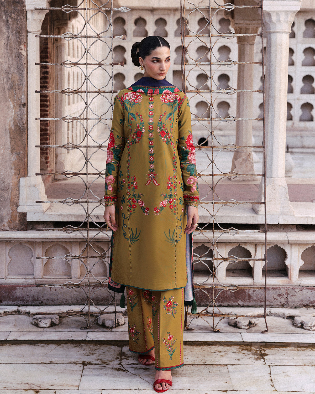 Jugnu Luxury Embroidered Khaddar Collection 2025 (MITRA)