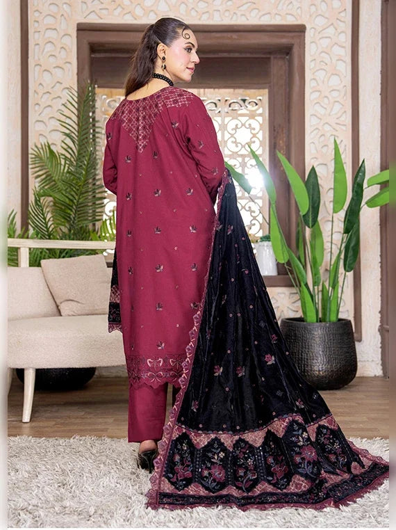 Kahani Peach Leather Collection With Embroidered Micro Velvet Shawl BY Riaz Arts (D-03)
