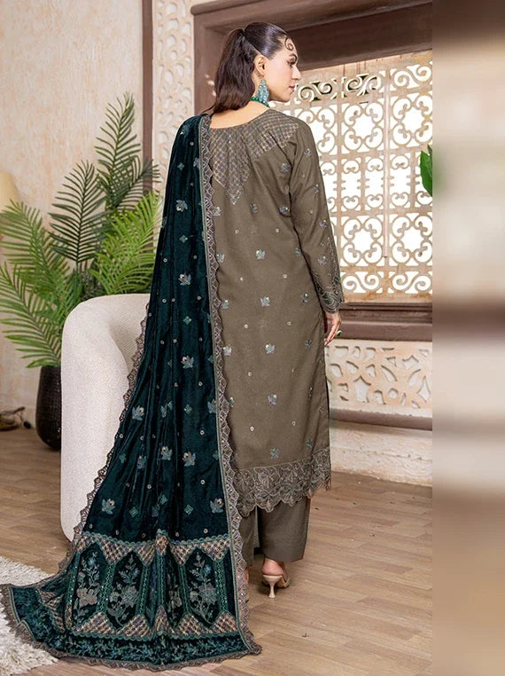 Kahani Peach Leather Collection With Embroidered Micro Velvet Shawl BY Riaz Arts (D-04)