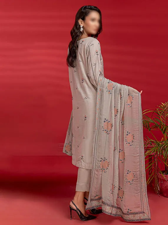Kesariya by Fantak Karandi Lawn Collection 2025 (D-06)