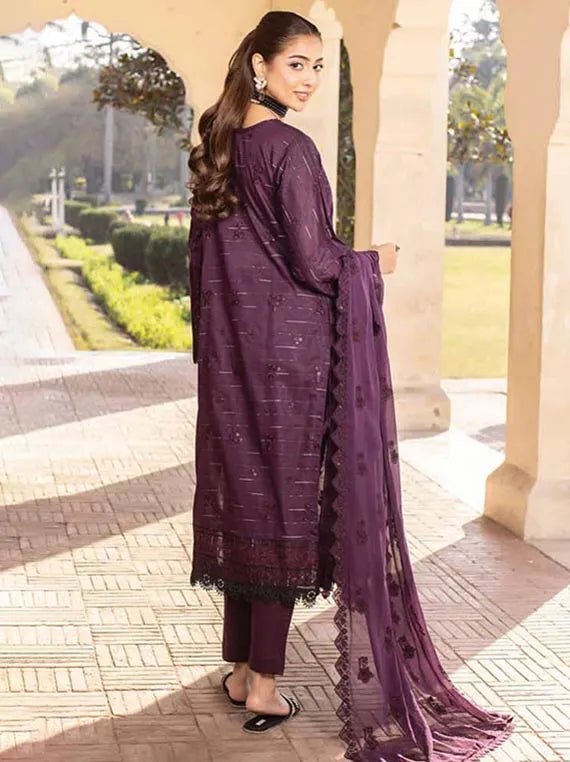Komal Luxury Lawn Collection 2025 By Riaz Arts (D-02)