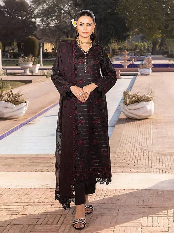 Komal Luxury Lawn Collection 2025 By Riaz Arts (D-05)