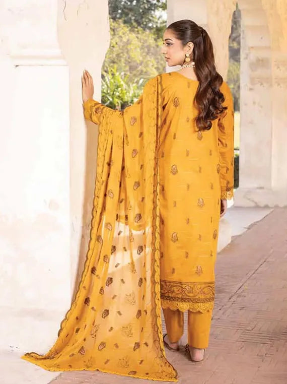 Komal Luxury Lawn Collection 2025 By Riaz Arts (D-08)