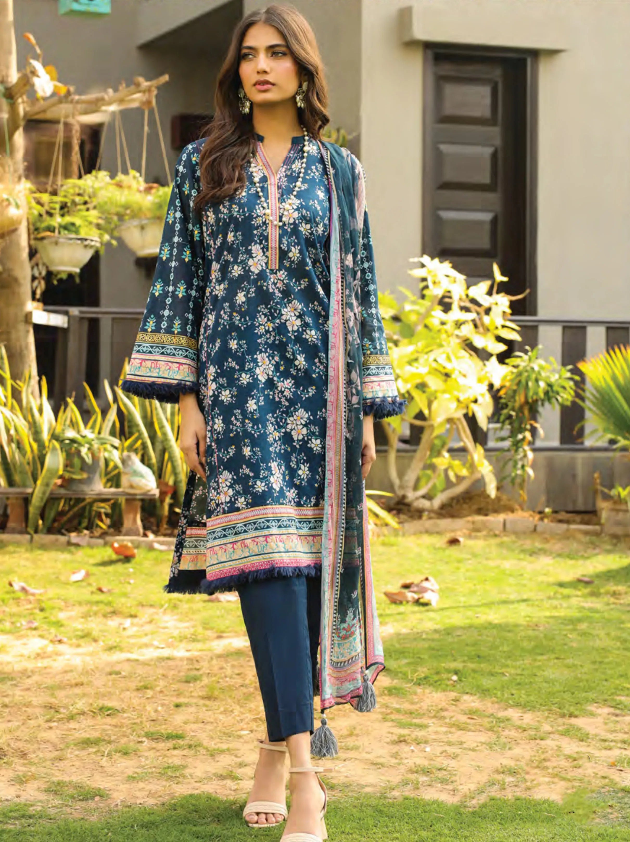 Komal Printed Lawn Collection 2024 By Lakhany (LG-IZ-0088-B)