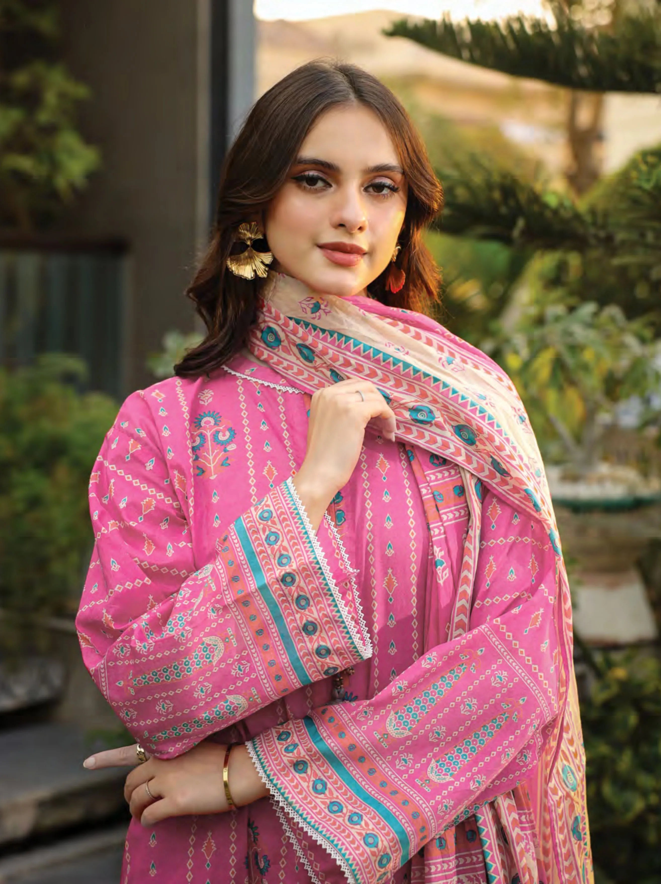Komal Printed Lawn Collection 2024 By Lakhany (LG-MM-0011-B)