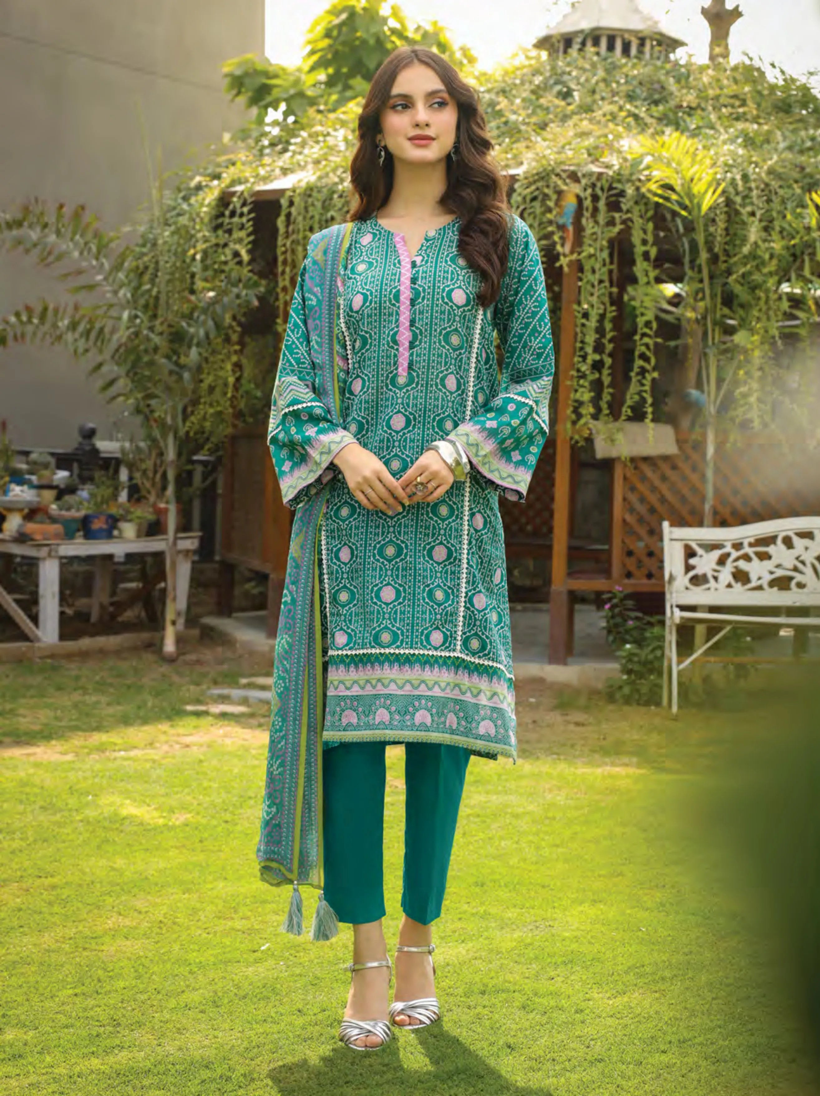 Komal Printed Lawn Collection 2024 By Lakhany (LG-RL-0002-B)