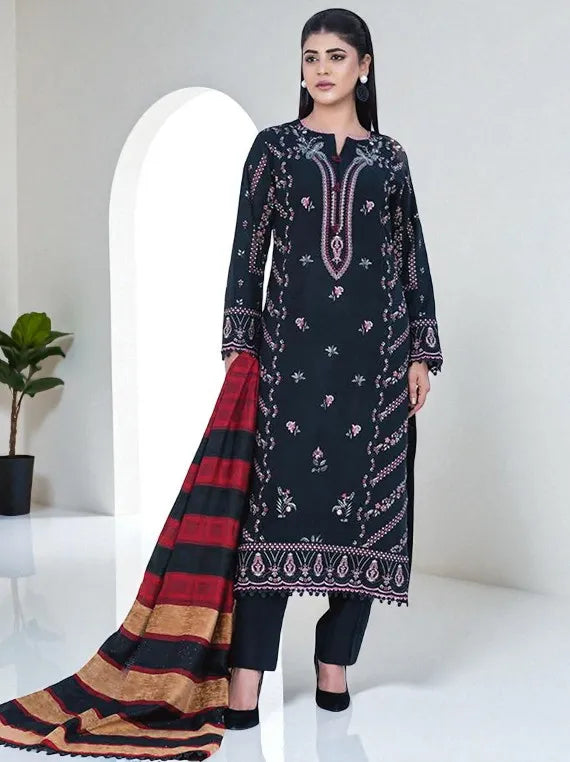 Laaj Embridered Zari Peach Collection 2025 By Wania (D-04)