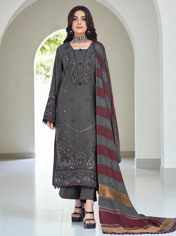 Laaj Embridered Zari Peach Collection 2025 By Wania (D-05)