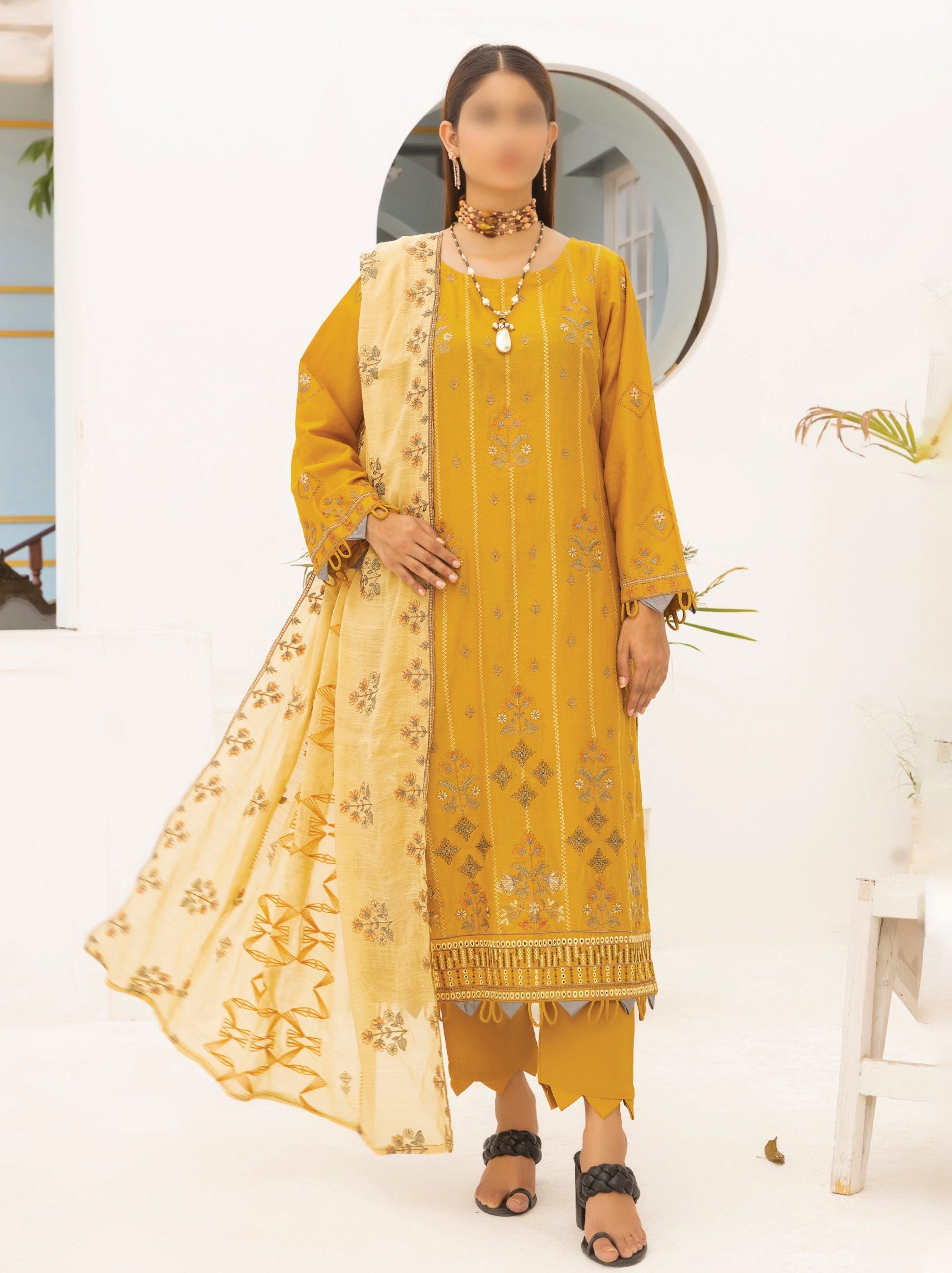 Laiba Luxury Embroidered Collection 2024 By SMF Vol-126 (D-02)
