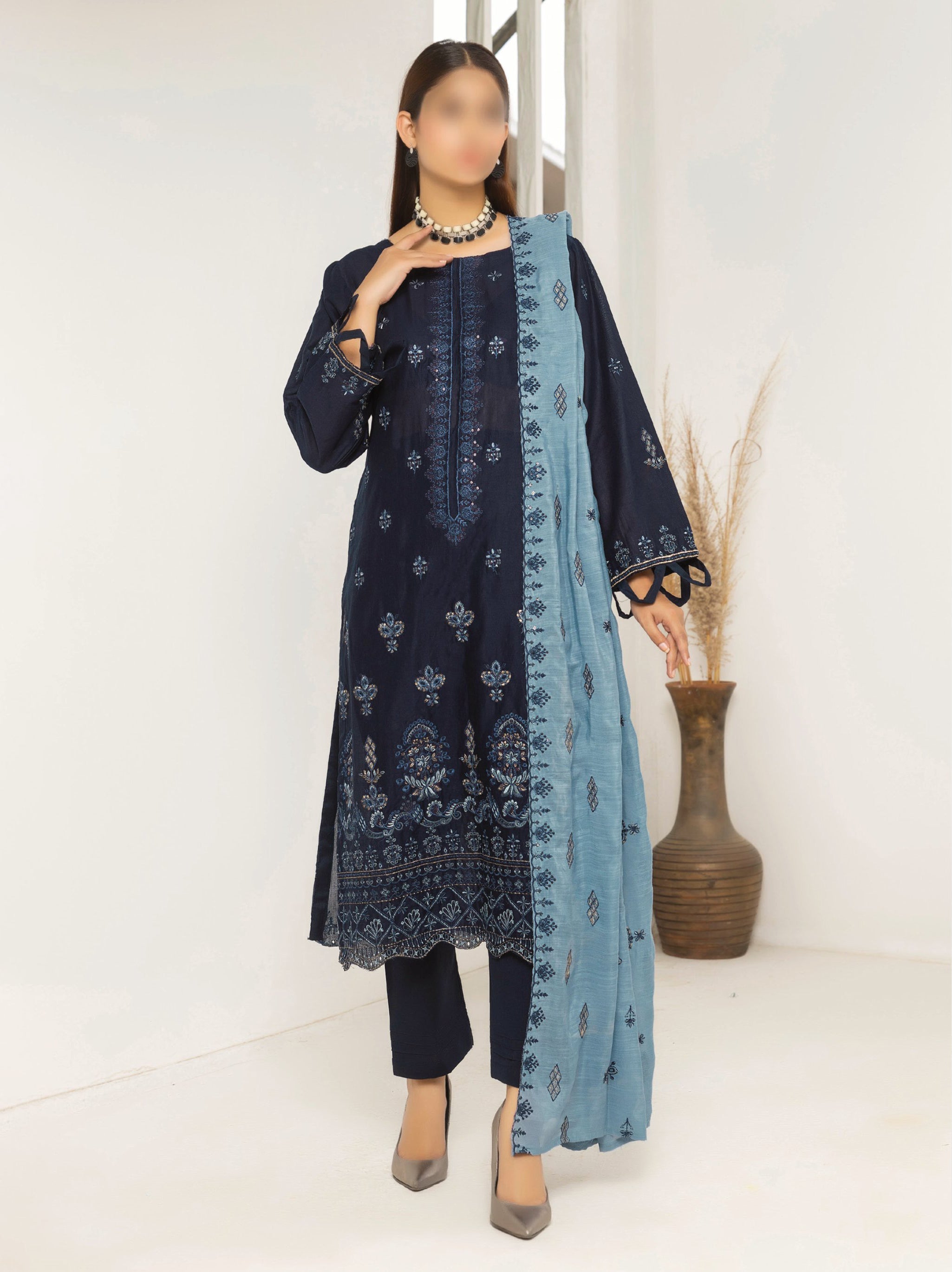 Laiba Luxury Embroidered Collection 2024 By SMF Vol-126 (D-03)