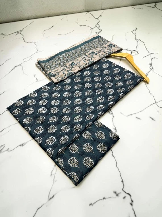 Lavish Printed Lawn Edit 2026 Vol-PV01-D-08
